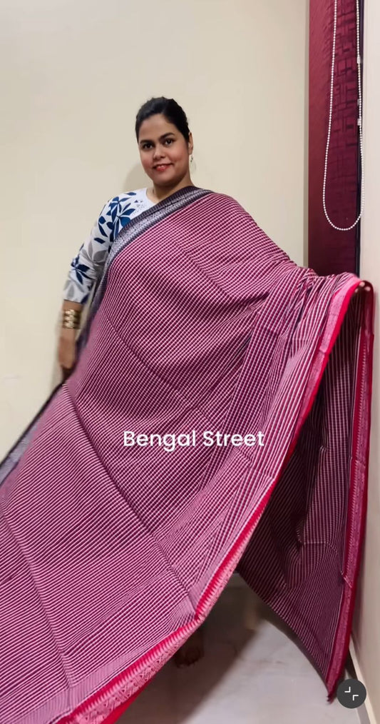 Dhaniakhali/Dhonekhali Cotton Saree β Black,White & Red Checks