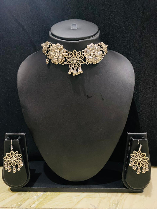 Oxidised silver plated choker with earring