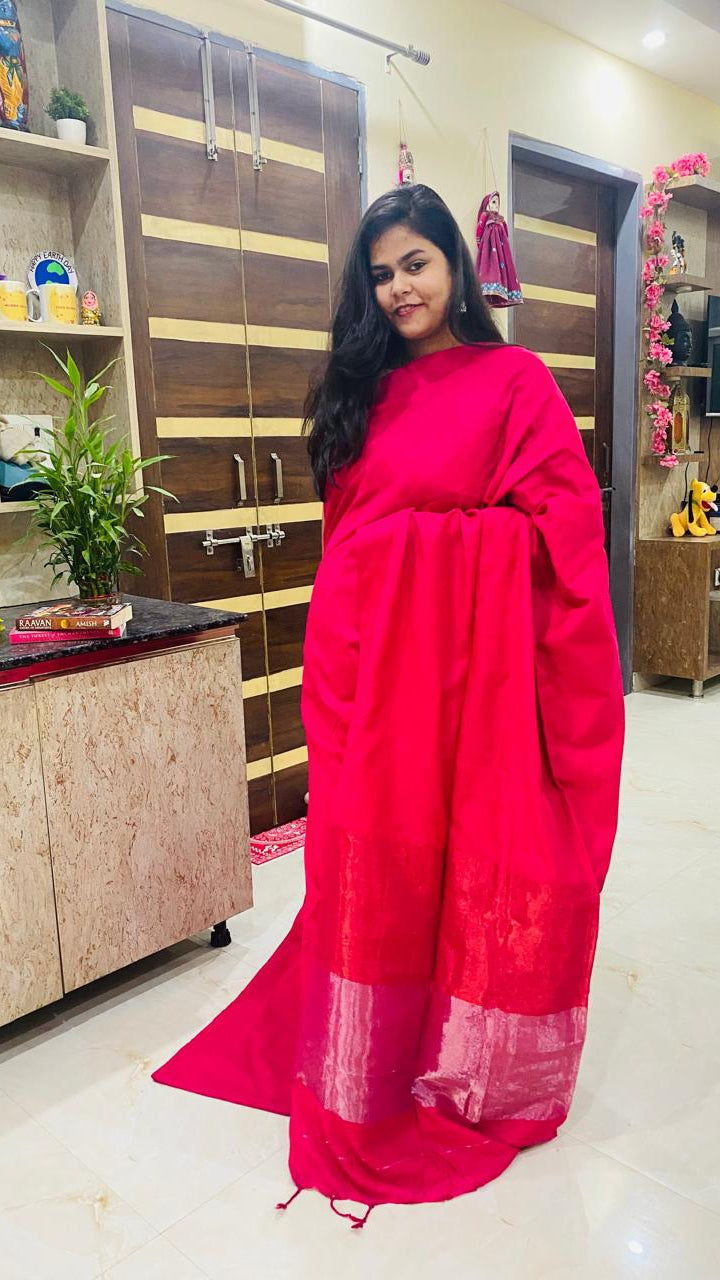 Handloom Cotton Saree with Zari Pallu - Magenta