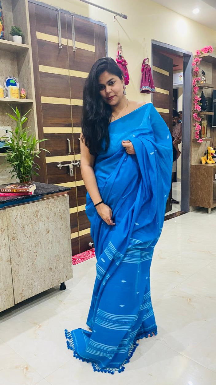 Mul Cotton Jamdani Saree - Blue