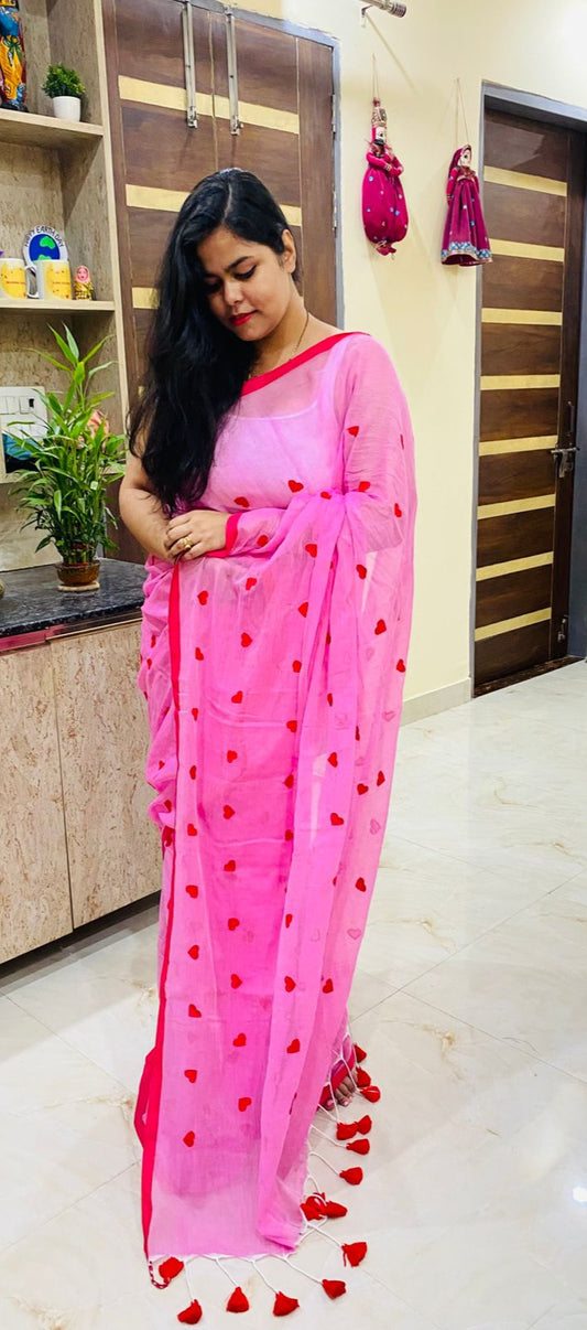 Dil-lusional : Heart Embroidered Mul Cotton Saree