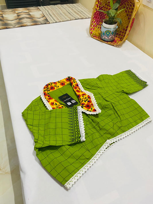 Statement Collared Glass Sleeves Blouse - Green