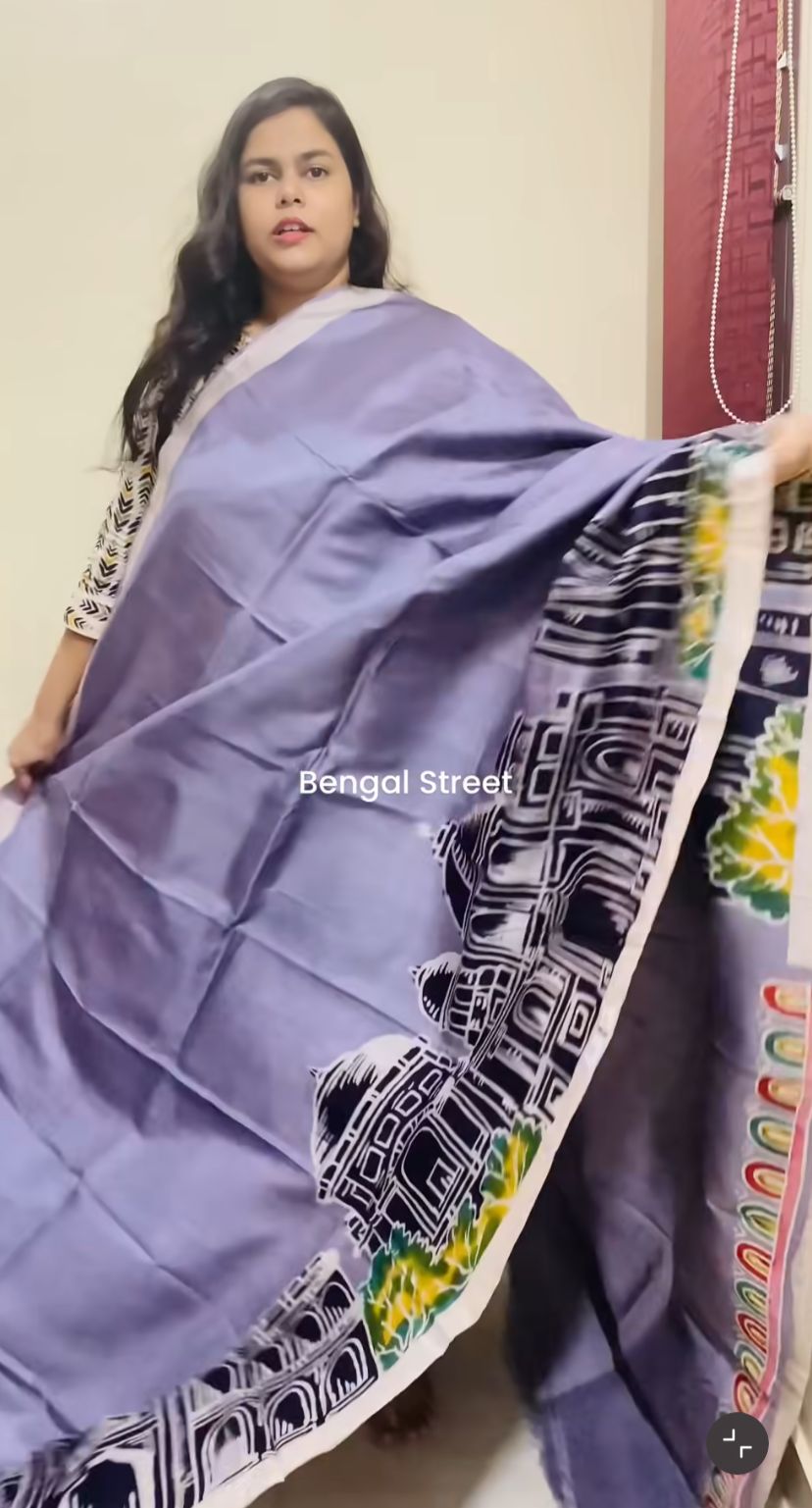 Pure Katan Silk Victoria Memorial Batik Print Saree - Light Grey