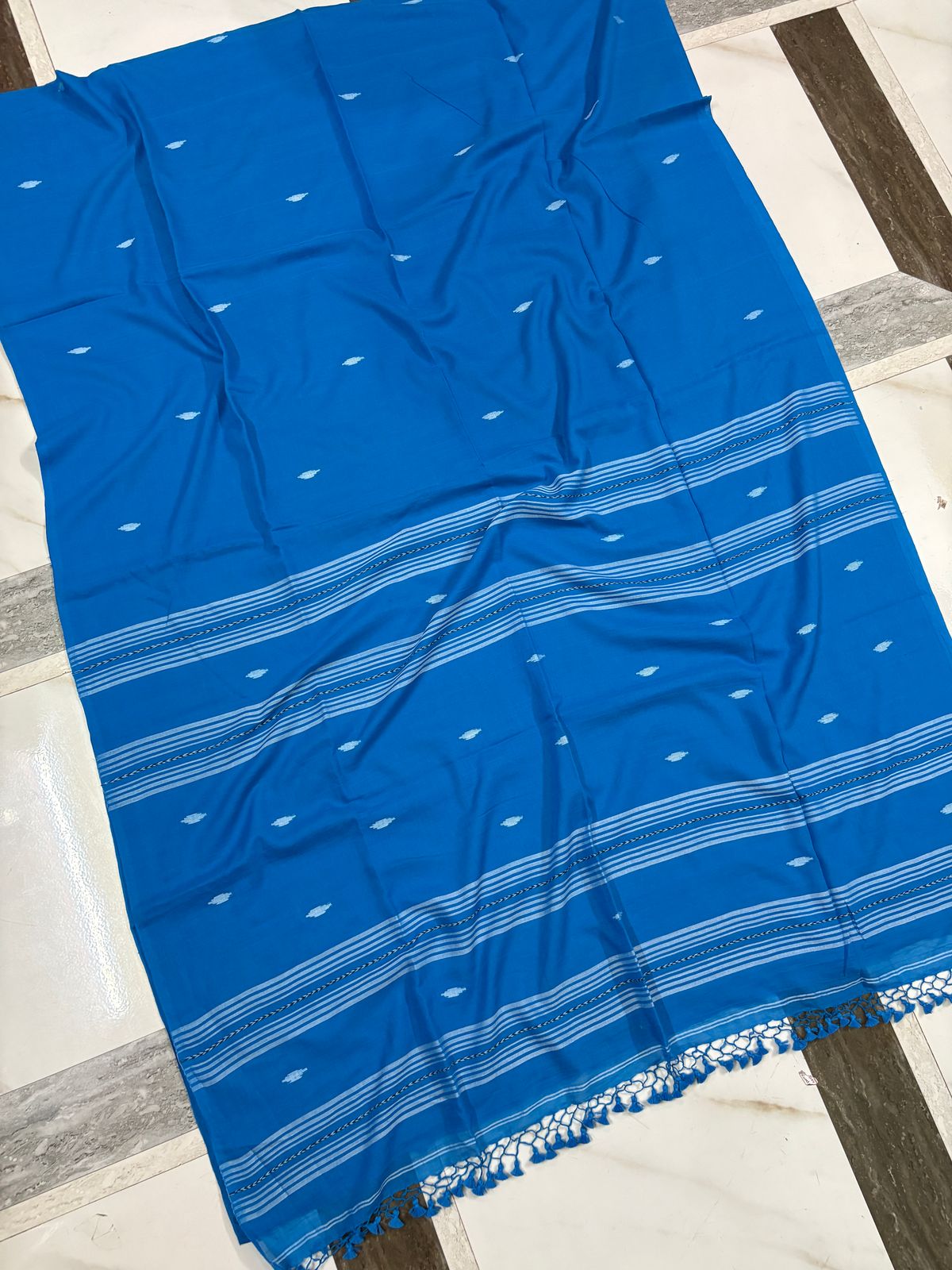 Mul Cotton Jamdani Saree - Blue